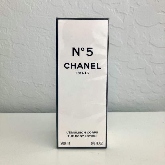 Chanel No. 5 Emulsion Pour Le Corps Body Lotion 200ml 6.8 oz New & Sealed